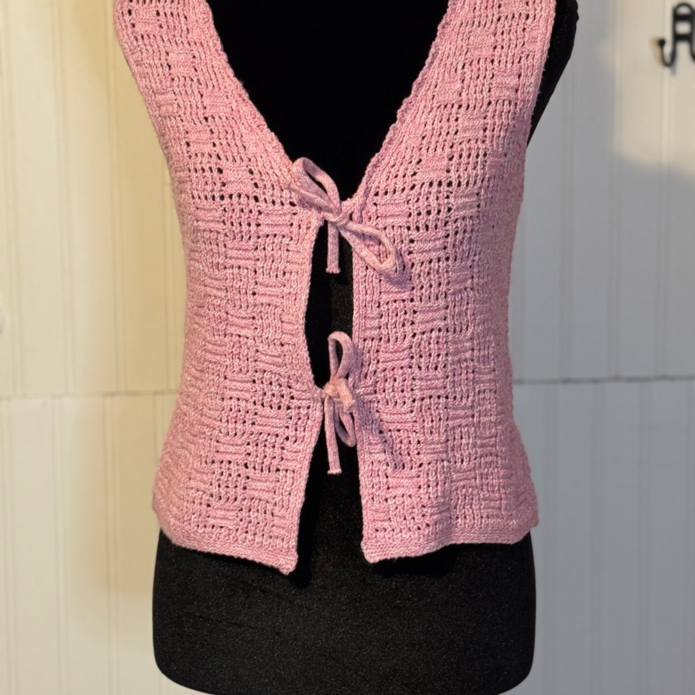 Pink Crochet Tie-Front Vest Sz Lg
